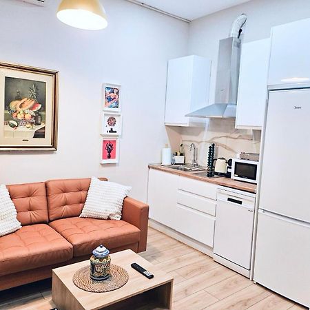 Acogedor Apartamento En Atocha By Bebalmy Μαδρίτη Εξωτερικό φωτογραφία