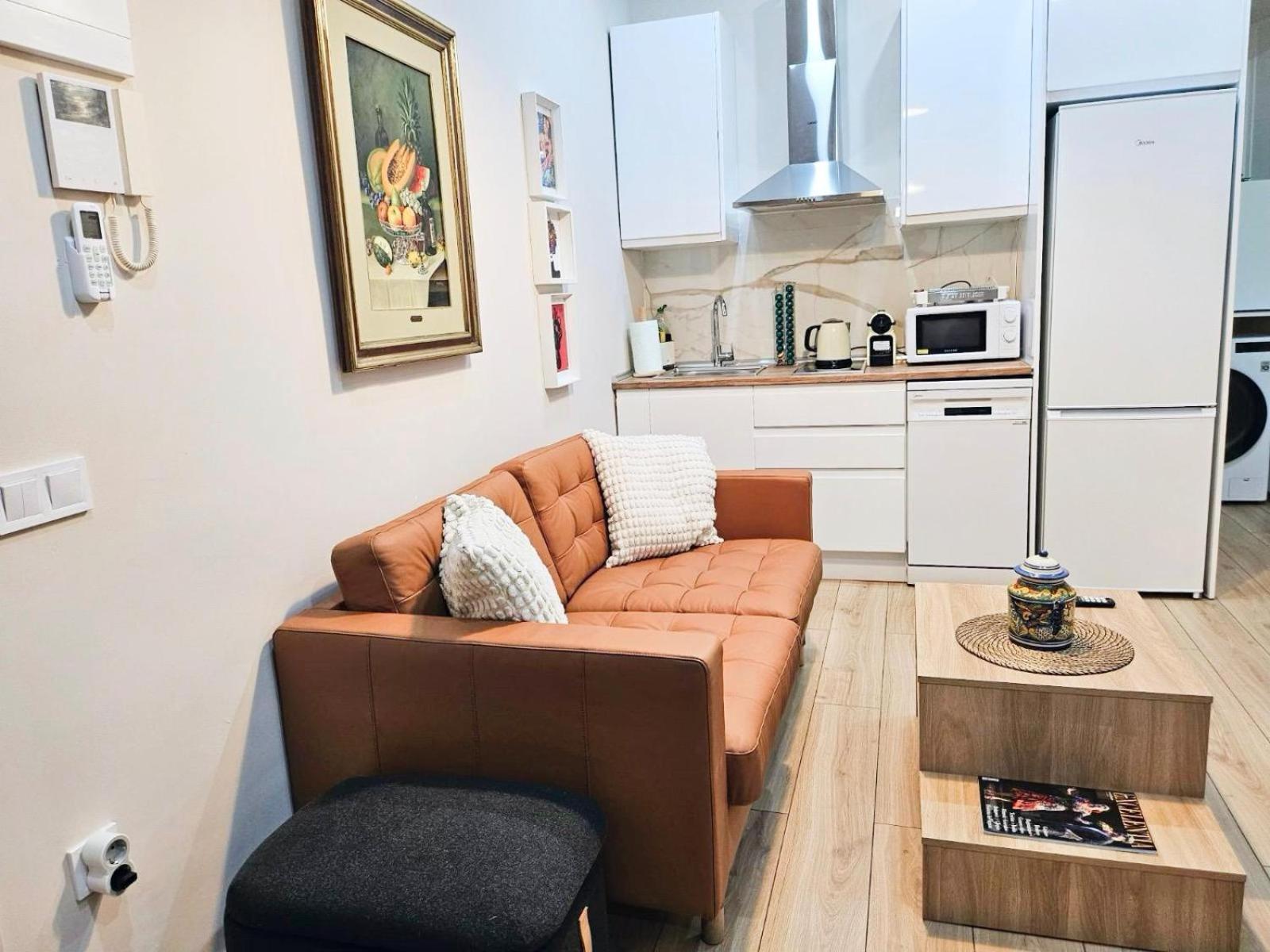 Acogedor Apartamento En Atocha By Bebalmy Μαδρίτη Εξωτερικό φωτογραφία